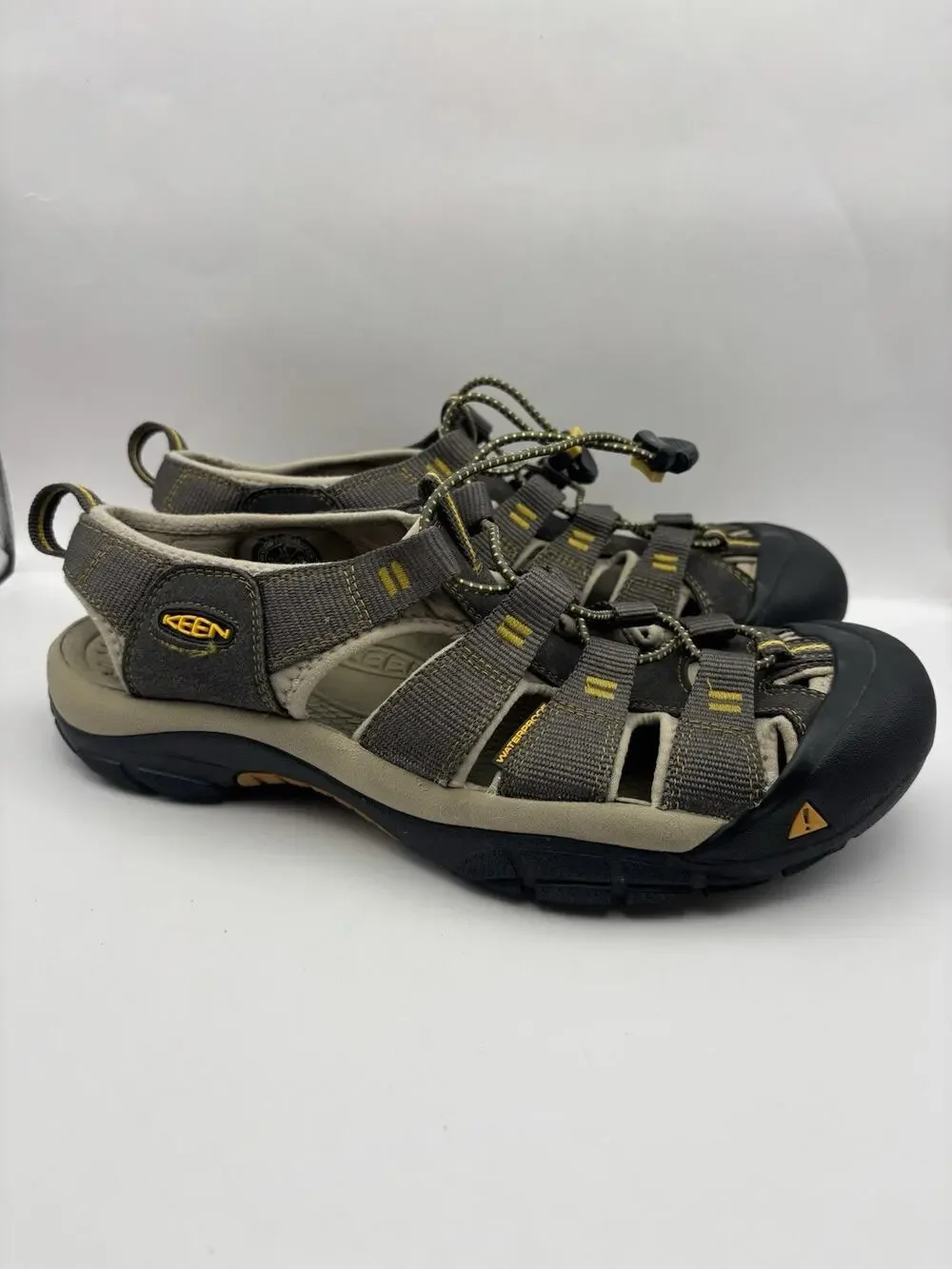 Keen Newport H2 Brown Sandals Men Size 11